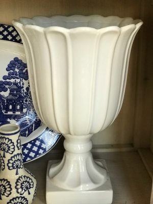 White Ceramic Scallop Urn Vase
